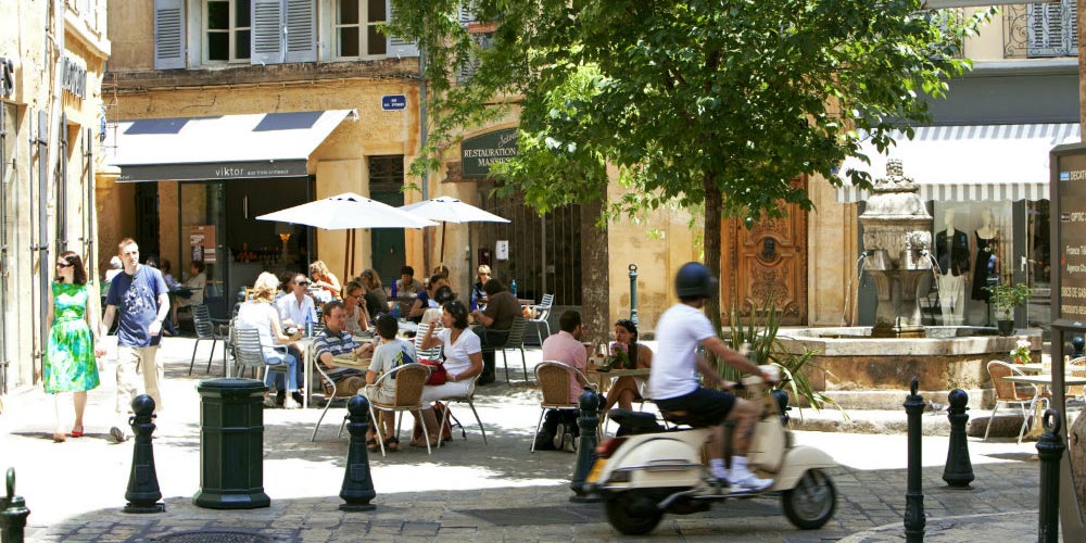 Place-Aix-vespa